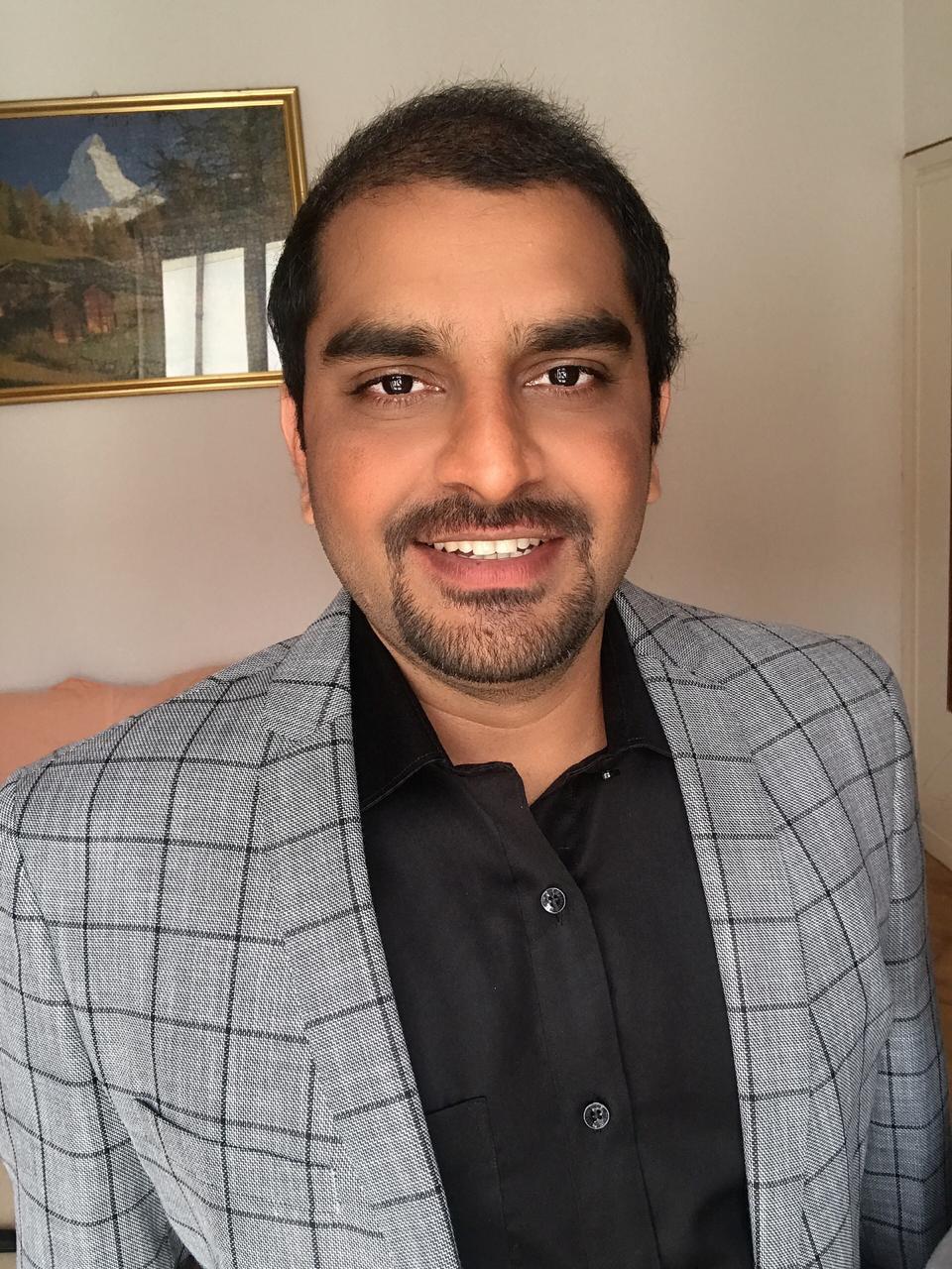 Dr. Gnaneshwer Jadav